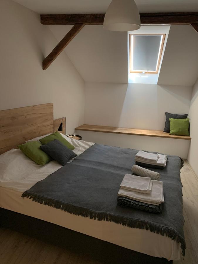 Vatus Apartmanhaz Vác Exterior photo